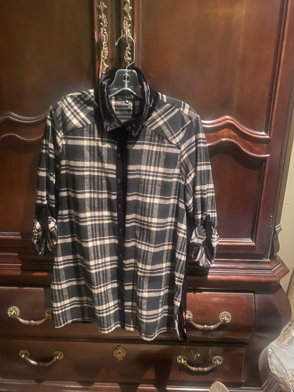 Great top…wear with jeans or pants!